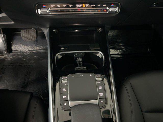 used 2022 Mercedes-Benz GLB 250 car, priced at $28,999