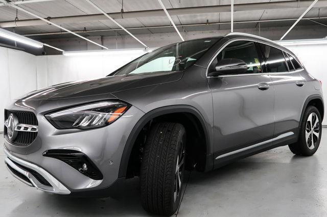 new 2025 Mercedes-Benz GLA 250 car, priced at $47,940