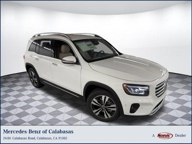 new 2025 Mercedes-Benz GLB 250 car, priced at $46,985
