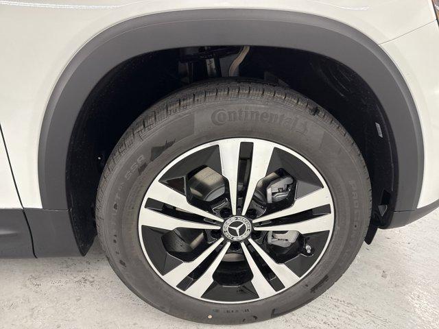 new 2025 Mercedes-Benz GLB 250 car, priced at $46,985