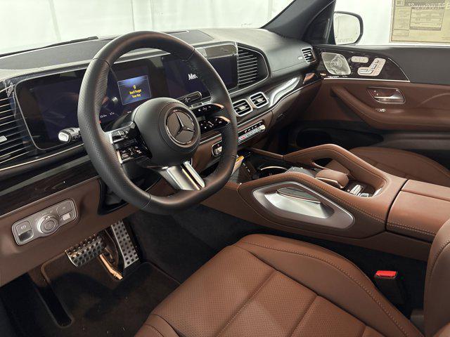 new 2025 Mercedes-Benz GLS 450 car