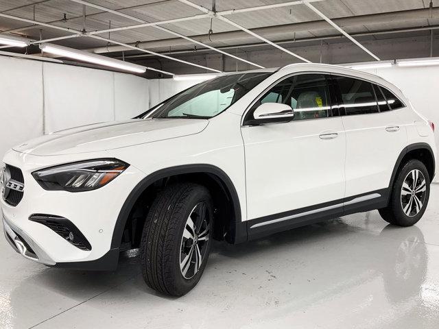 new 2025 Mercedes-Benz GLA 250 car, priced at $45,120