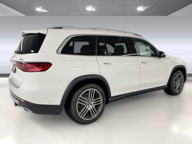 new 2025 Mercedes-Benz GLS 450 car