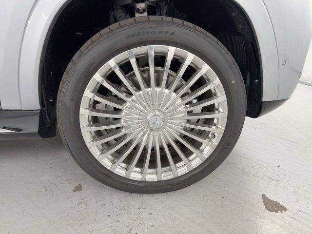 new 2025 Mercedes-Benz Maybach GLS 600 car