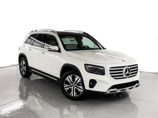 new 2024 Mercedes-Benz GLB 250 car, priced at $50,110