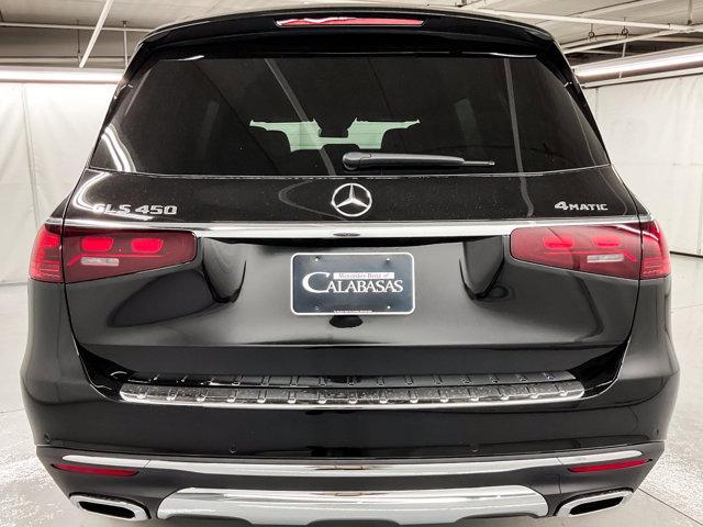 new 2025 Mercedes-Benz GLS 450 car