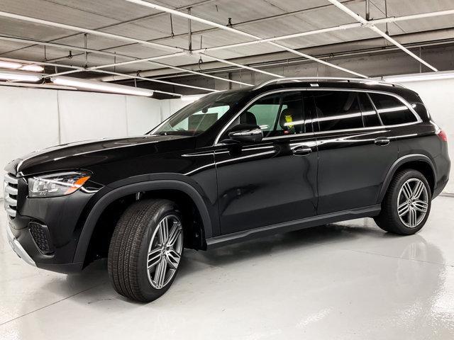 new 2025 Mercedes-Benz GLS 450 car