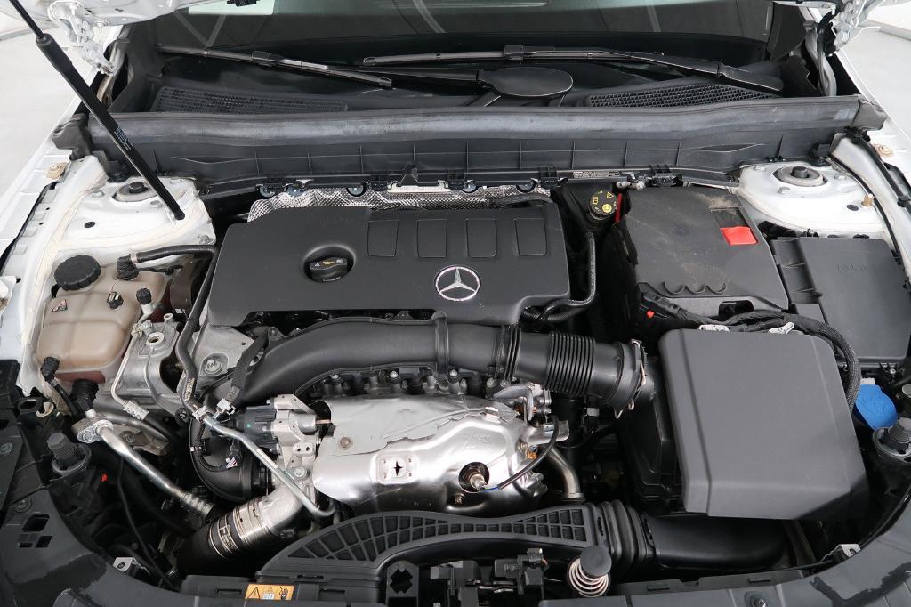 used 2022 Mercedes-Benz GLB 250 car, priced at $30,988