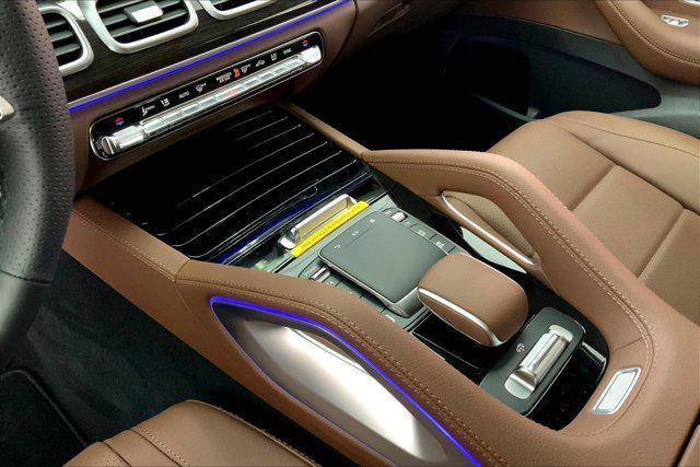 new 2025 Mercedes-Benz GLS 450 car