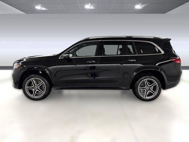 new 2025 Mercedes-Benz GLS 450 car