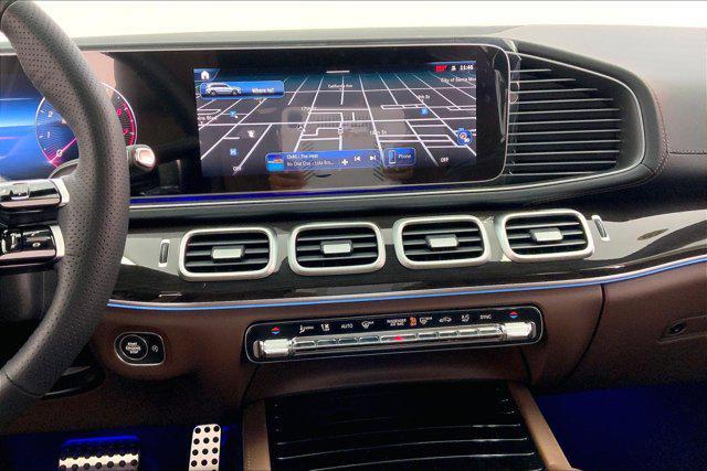 new 2025 Mercedes-Benz GLS 450 car