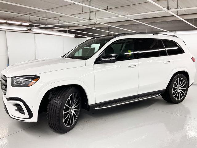 new 2025 Mercedes-Benz GLS 580 car