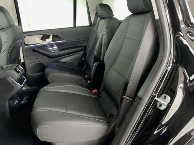 new 2026 Mercedes-Benz GLS 450 car