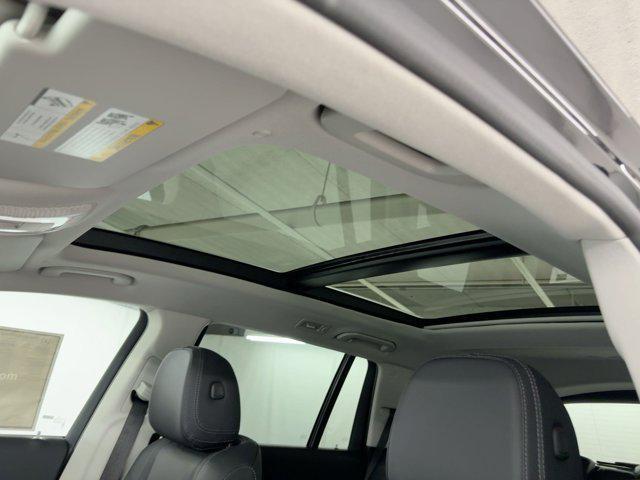 new 2026 Mercedes-Benz GLS 450 car