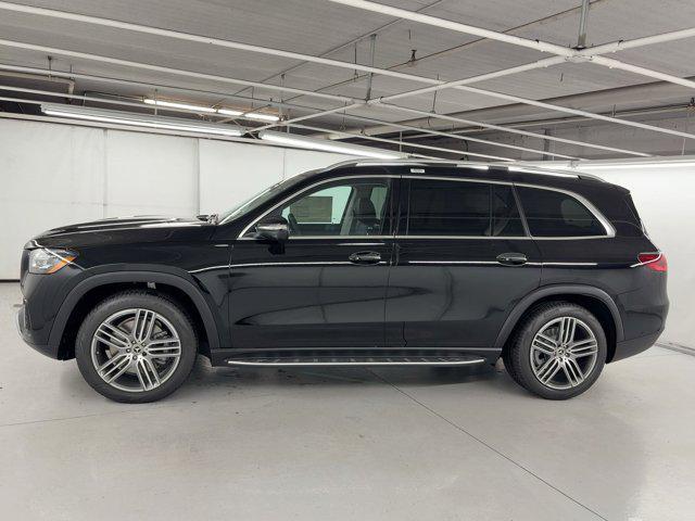 new 2026 Mercedes-Benz GLS 450 car