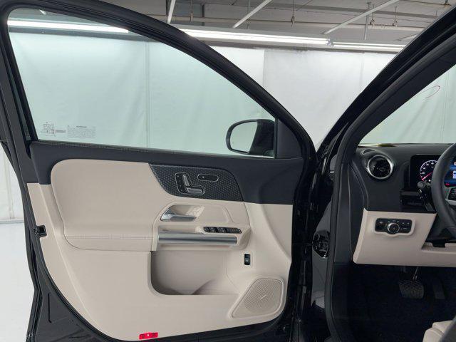 new 2026 Mercedes-Benz GLA 250 car, priced at $44,080