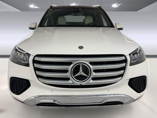 new 2025 Mercedes-Benz GLS 450 car