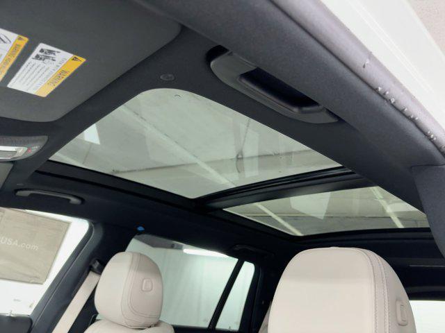 new 2025 Mercedes-Benz GLS 450 car