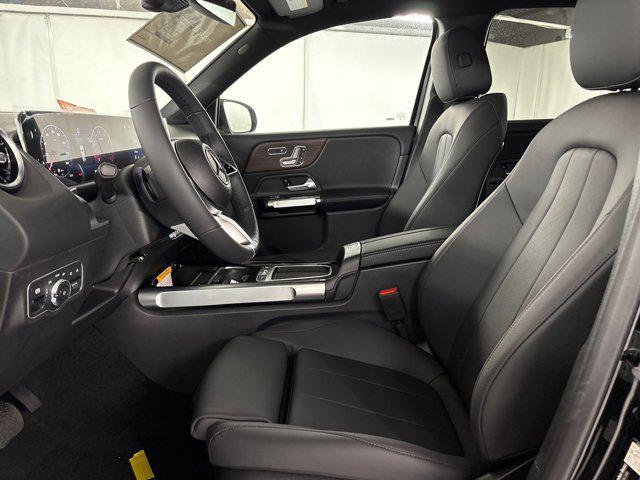 new 2026 Mercedes-Benz GLB 250 car, priced at $46,680