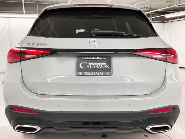 new 2025 Mercedes-Benz GLC 300 car, priced at $61,415
