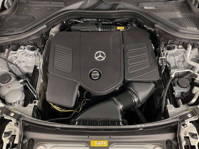 new 2025 Mercedes-Benz GLC 300 car, priced at $61,415