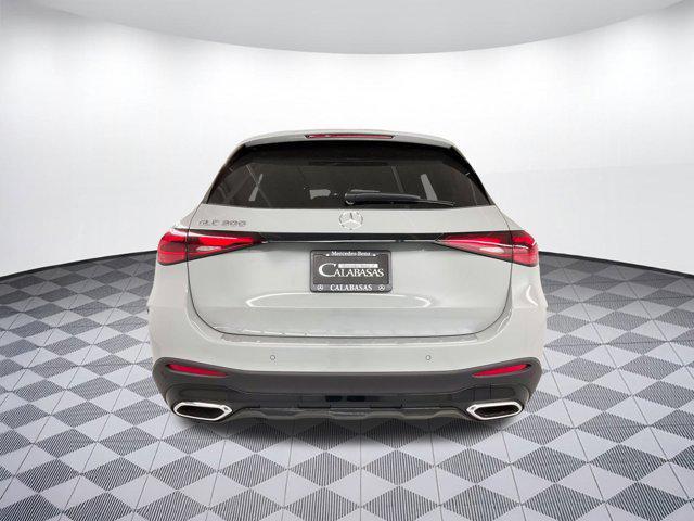 new 2025 Mercedes-Benz GLC 300 car, priced at $61,415
