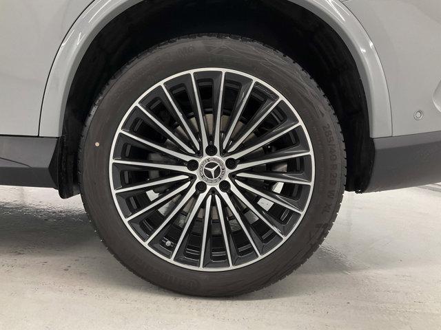 new 2025 Mercedes-Benz GLC 300 car, priced at $61,415