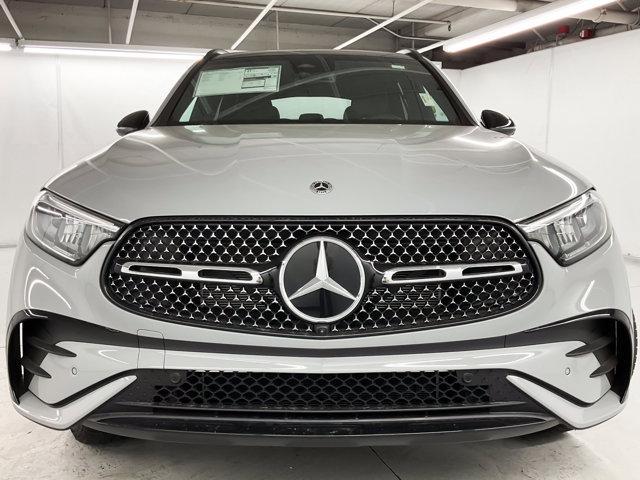 new 2025 Mercedes-Benz GLC 300 car, priced at $61,415
