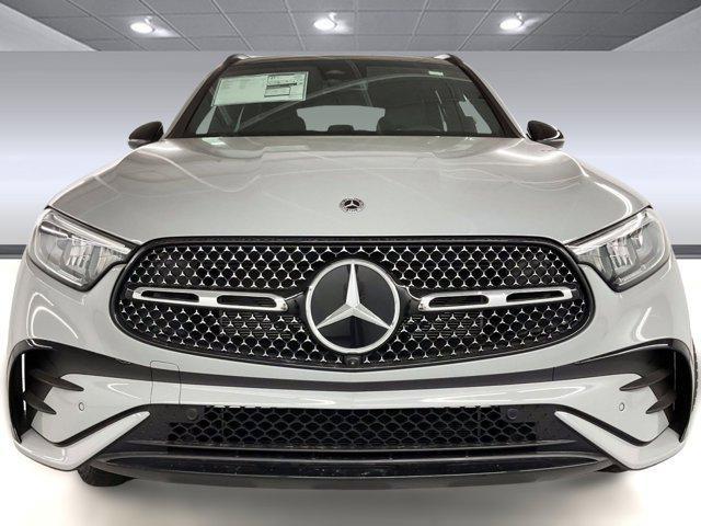 new 2025 Mercedes-Benz GLC 300 car, priced at $61,415