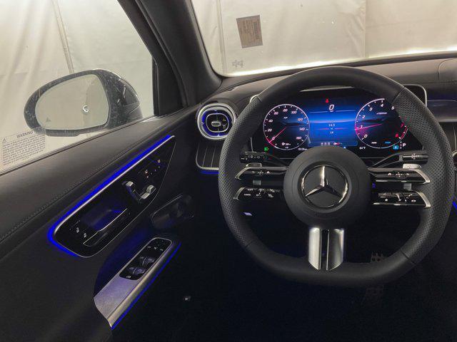 new 2025 Mercedes-Benz GLC 300 car, priced at $61,415