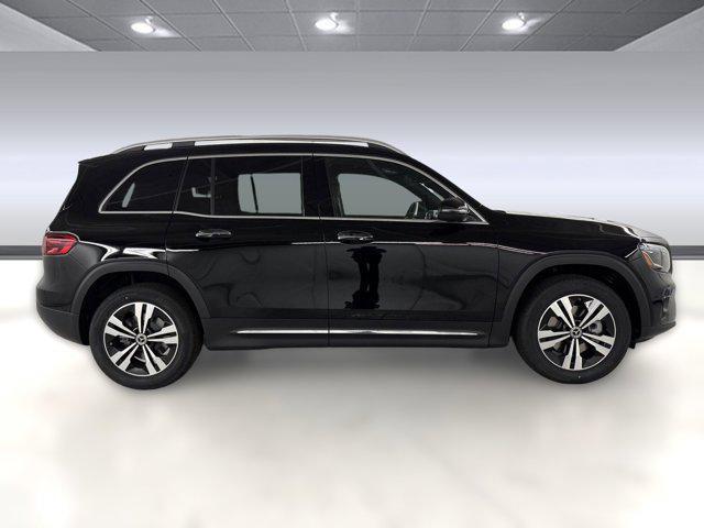 new 2025 Mercedes-Benz GLB 250 car, priced at $47,145
