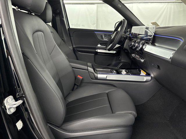 new 2025 Mercedes-Benz GLB 250 car, priced at $47,145