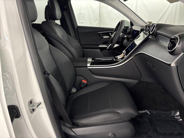 new 2025 Mercedes-Benz GLC 350e car, priced at $64,175