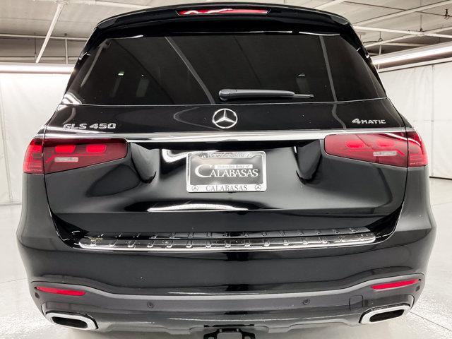 new 2025 Mercedes-Benz GLS 450 car