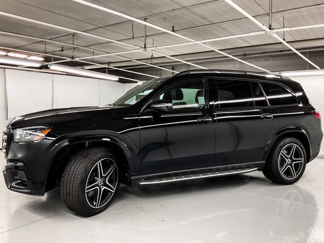 new 2025 Mercedes-Benz GLS 450 car