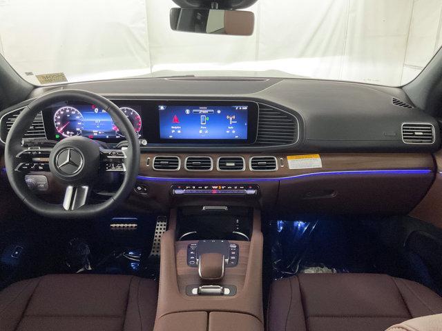 new 2025 Mercedes-Benz GLS 450 car