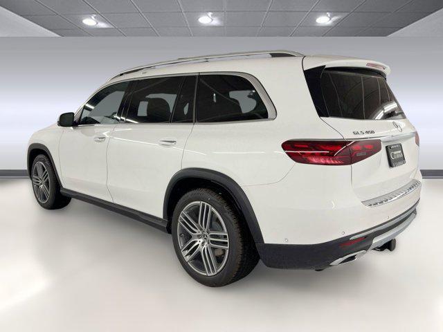 new 2025 Mercedes-Benz GLS 450 car