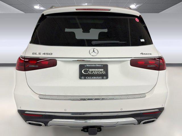 new 2025 Mercedes-Benz GLS 450 car