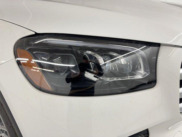 new 2025 Mercedes-Benz GLS 450 car