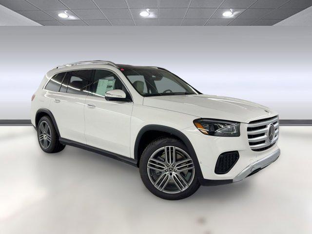 new 2025 Mercedes-Benz GLS 450 car