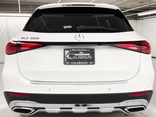 new 2025 Mercedes-Benz GLC 300 car, priced at $51,125