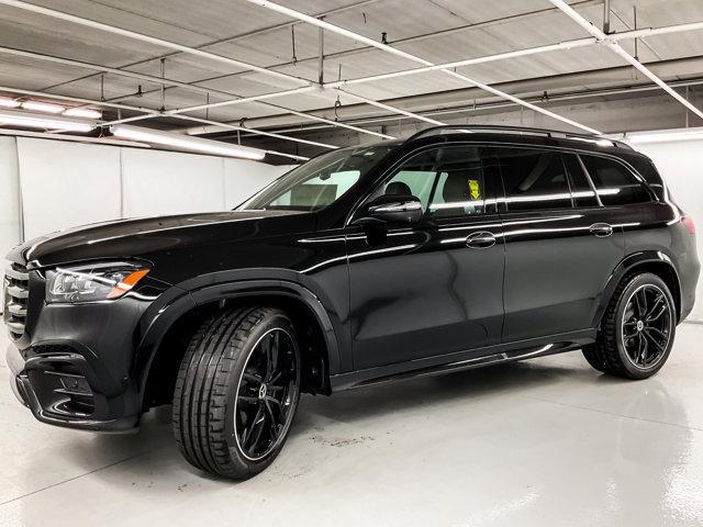 new 2025 Mercedes-Benz GLS 450 car