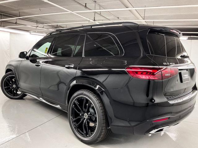 new 2025 Mercedes-Benz GLS 450 car