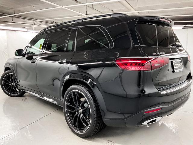 new 2025 Mercedes-Benz GLS 450 car