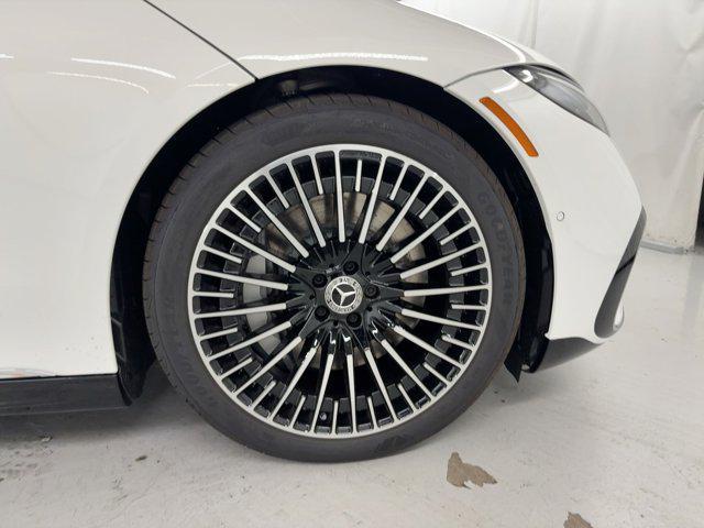 new 2026 Mercedes-Benz EQS 450 car, priced at $105,495