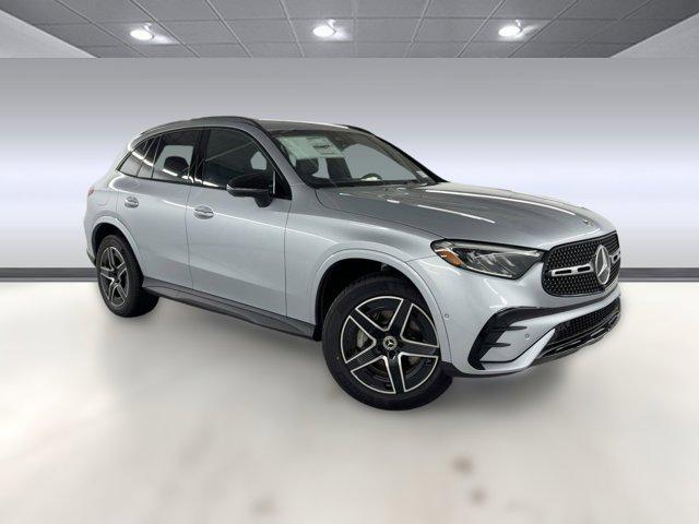 new 2026 Mercedes-Benz GLC 300 car, priced at $55,685