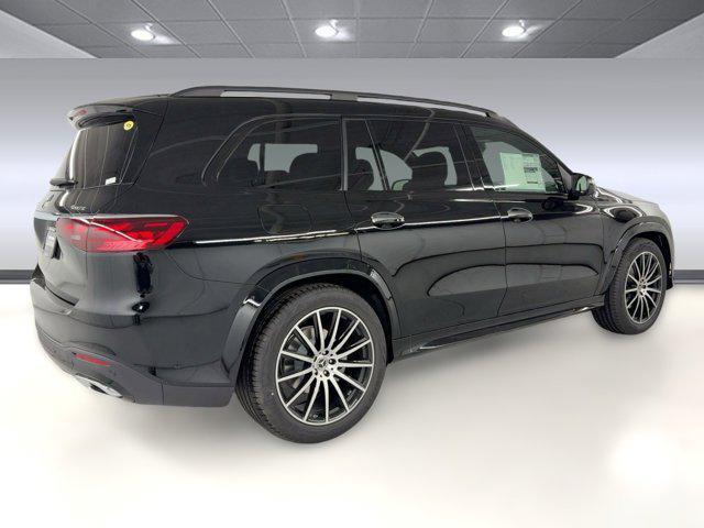 new 2025 Mercedes-Benz GLS 450 car