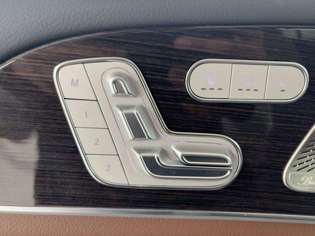 new 2025 Mercedes-Benz GLS 450 car