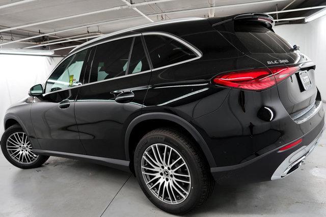 new 2024 Mercedes-Benz GLC 300 car, priced at $53,975