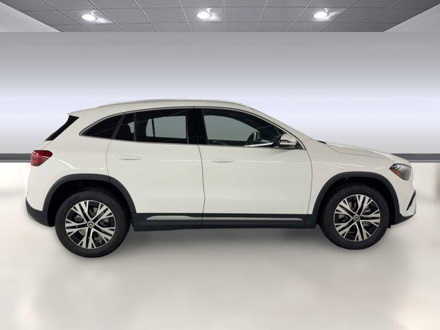 new 2026 Mercedes-Benz GLA 250 car, priced at $43,780